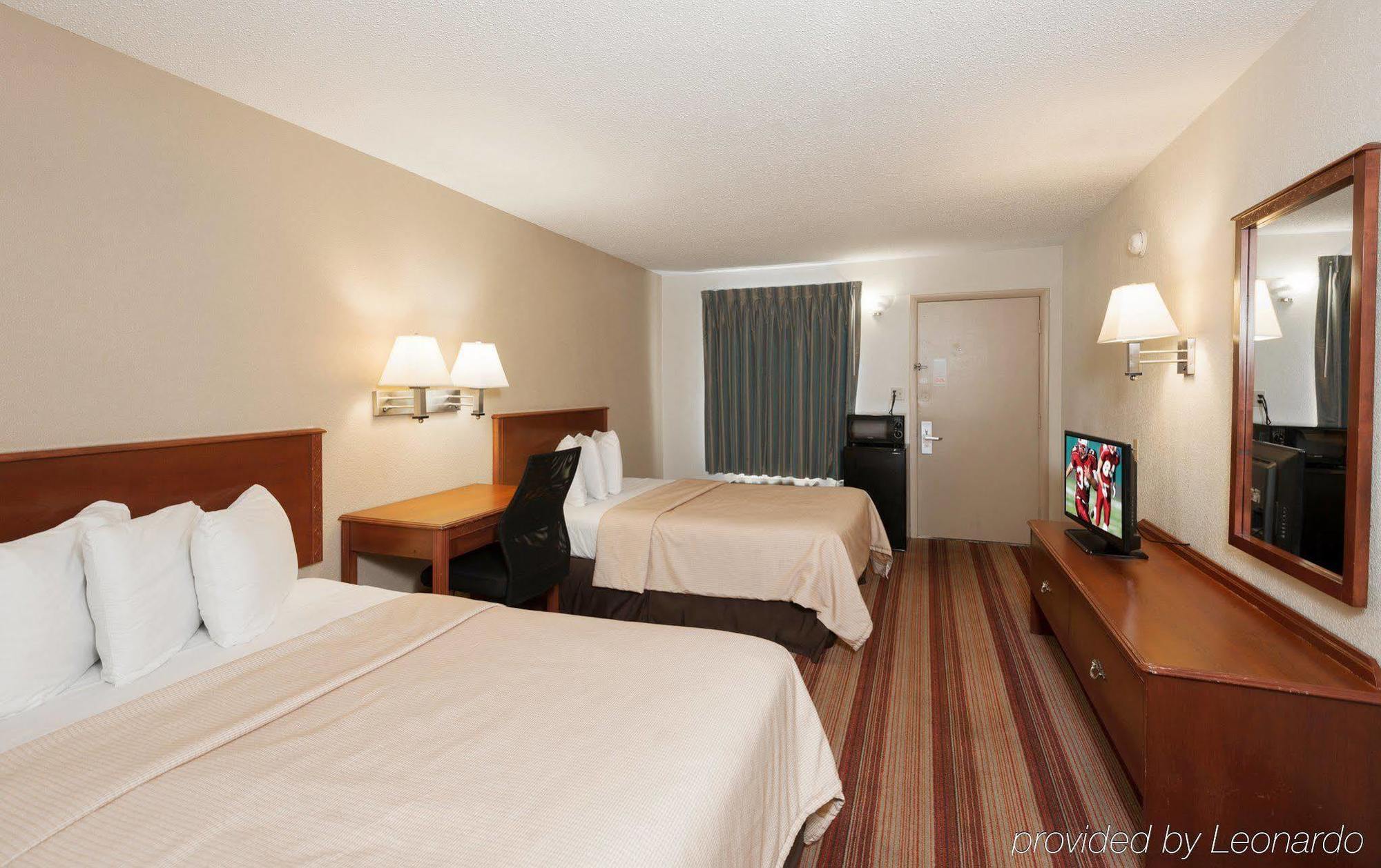 Red Roof Inn Bloomington - Normal/University Eksteriør billede